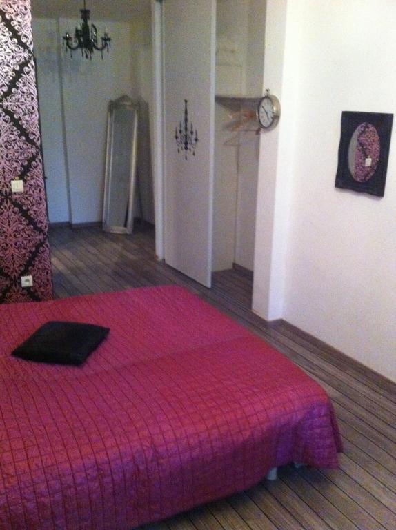 Bed and Breakfast La Cathare Lézignan-Corbières Habitación foto